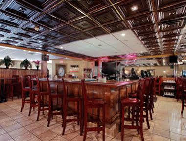 Days Inn By Wyndham Springfield/Phil.Intl Airport Bagian luar foto